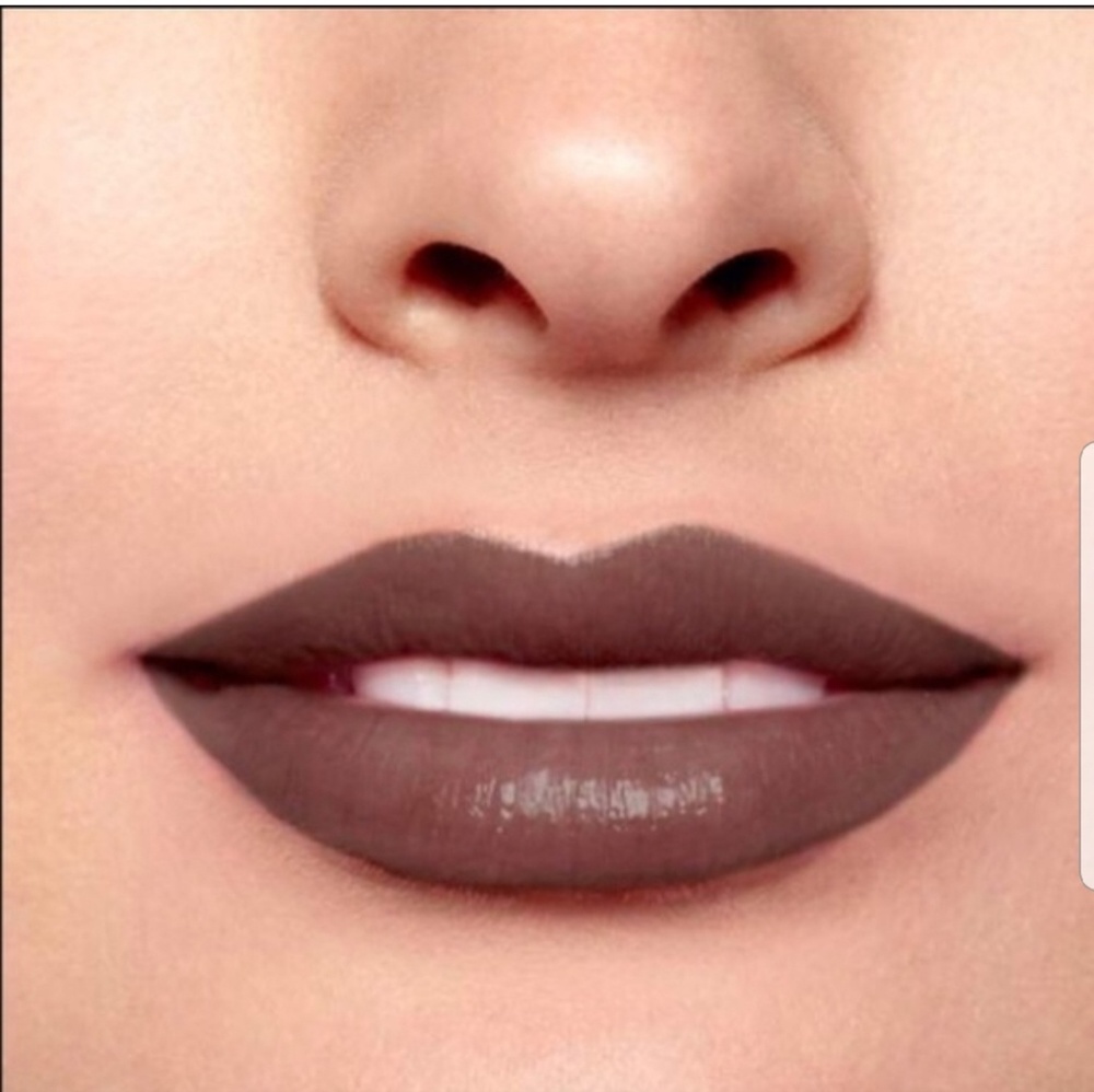 2 NEW Stila color Balm Lipsticks